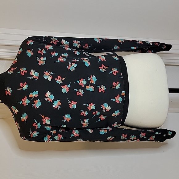 Charlotte Russe Black Floral Nylon Bomber Jacket Sz Small - Picture 3 of 6